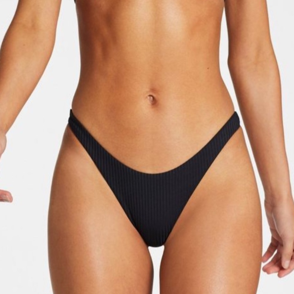 VITAMIN A CALIFORNIA HIGH LEG BOTTOMS 🫧NWT🫧